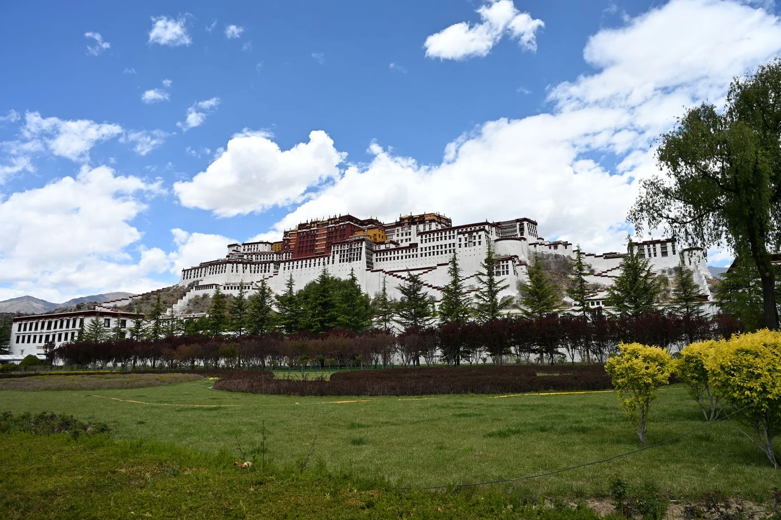 Hành Trình Về Miền Đất Thiêng Tây Tạng – Hà Nội – Lhasa – Shigatse 6N5Đ