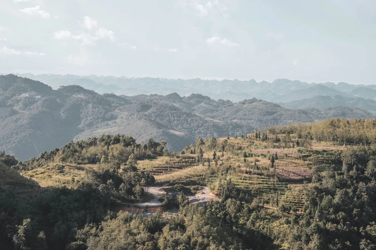 Hà Khẩu – Côn Minh – Đằng Xung – Làng Ngân Hạnh – Hòa Thuận Cổ Trấn 5N4Đ