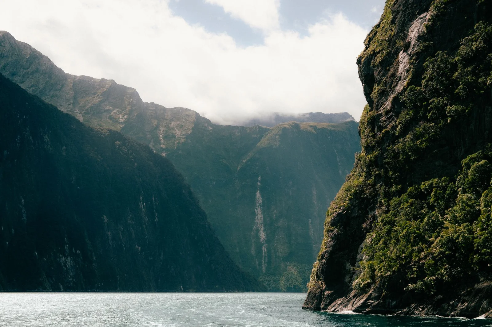 Du Ngoạn New Zealand – Khám Phá Trọn Vẹn Hai Đảo 10N9Đ