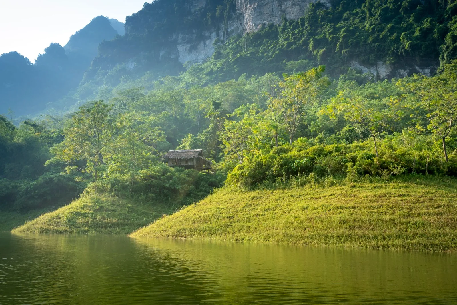 Hành Trình Di Sản Miền Trung 5N4Đ