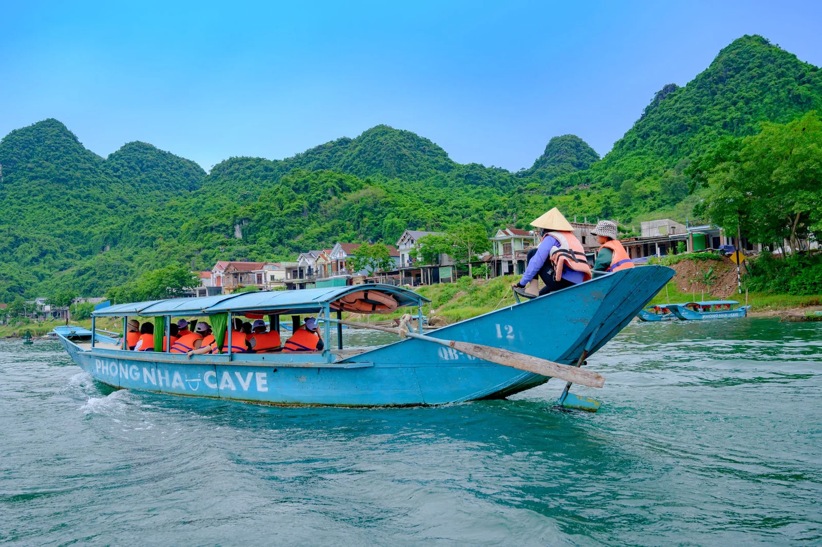 Hành Trình Di Sản Miền Trung 5N4Đ