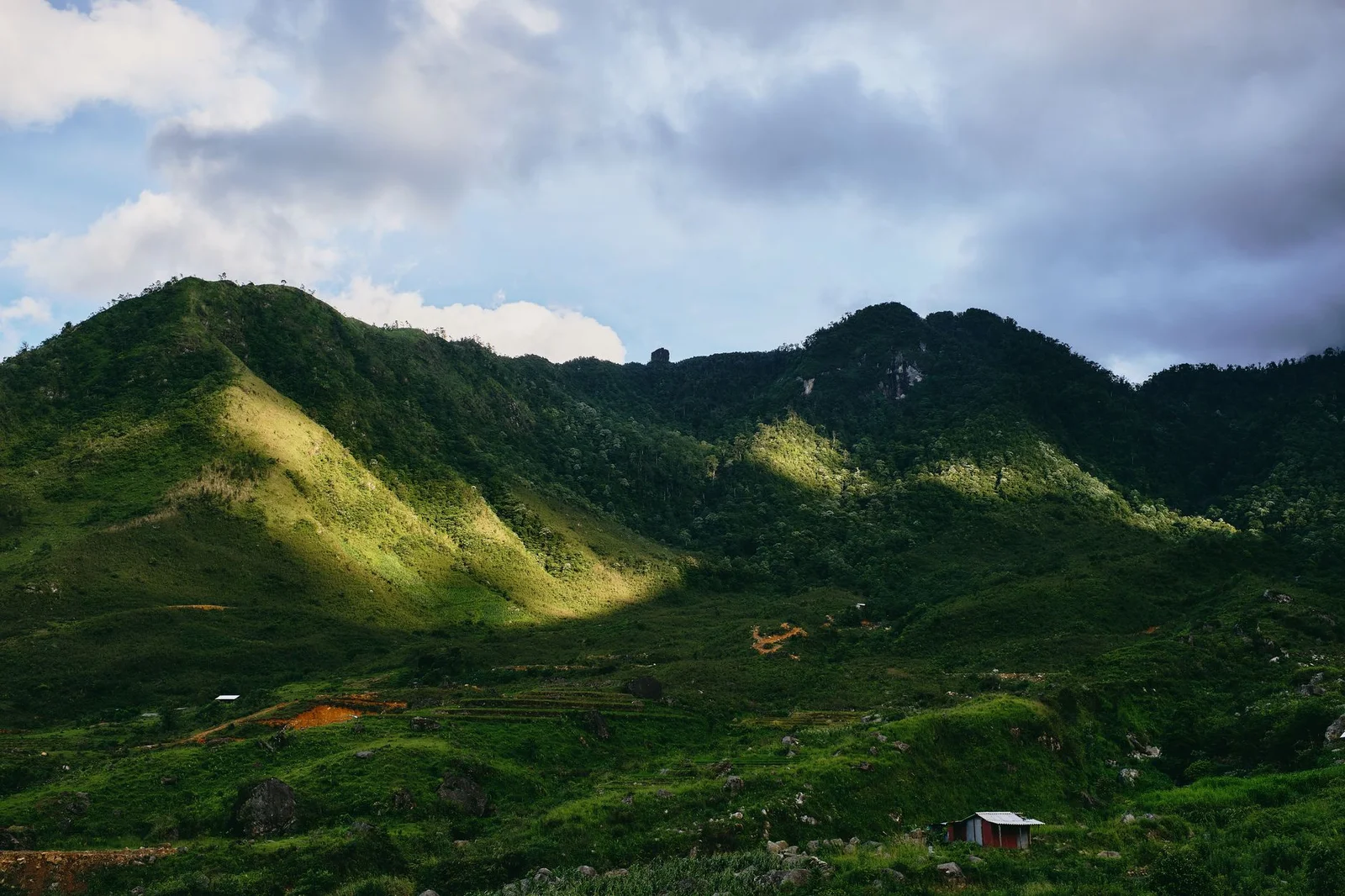 BẮC KINH – HÀNG CHÂU – Ô TRẤN- THƯỢNG HẢI 6N5Đ