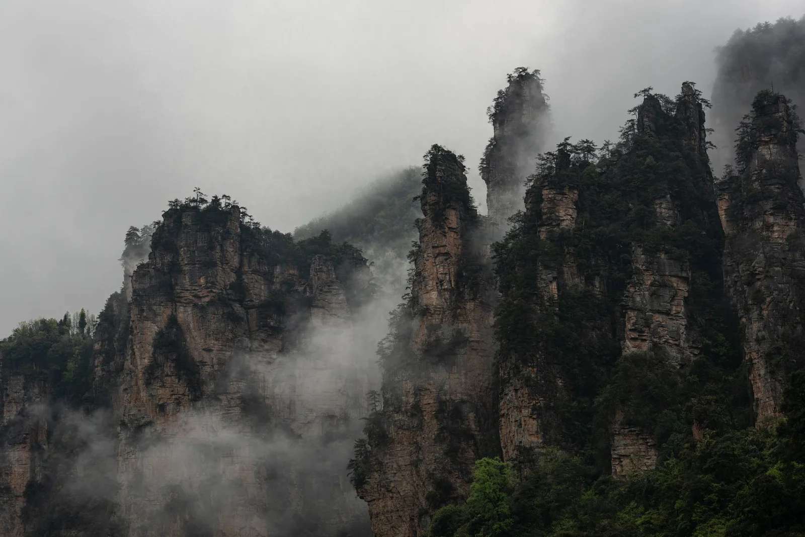 Ân Thi – Trương Gia Giới – Phượng Hoàng Cổ Trấn 6N5Đ